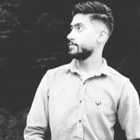 پیام آذرگون پروفایل