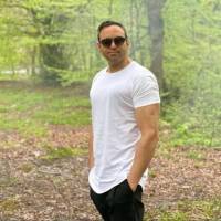 شاهین شمس پروفایل