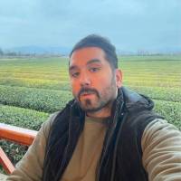 سینا کساری گیلک پروفایل