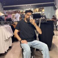 امید نیکچهره پروفایل