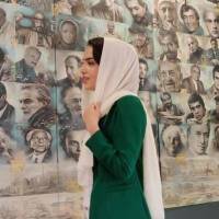 خانم پورحسینی پروفایل