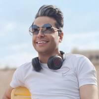 شاهین شریفیان پروفایل