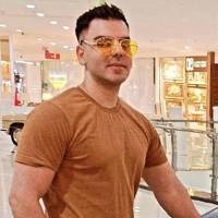 آرشام درویشی پروفایل