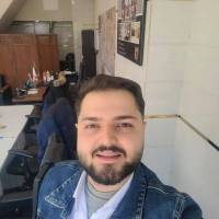 آرش قشقایی پروفایل