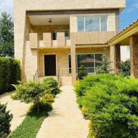خانم عباسی پروفایل