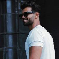 مشاور احمدی پروفایل