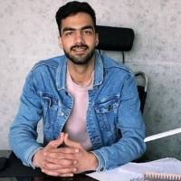 ایمان اکبری پروفایل