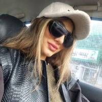 خانم اریا پروفایل