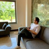 شاه دوست پروفایل