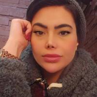 مشاور خانم آریا پروفایل