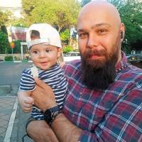 میلاد احمدی بنی پروفایل