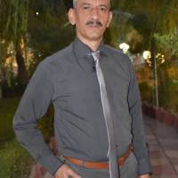 مشاور املاک لاهوت پروفایل